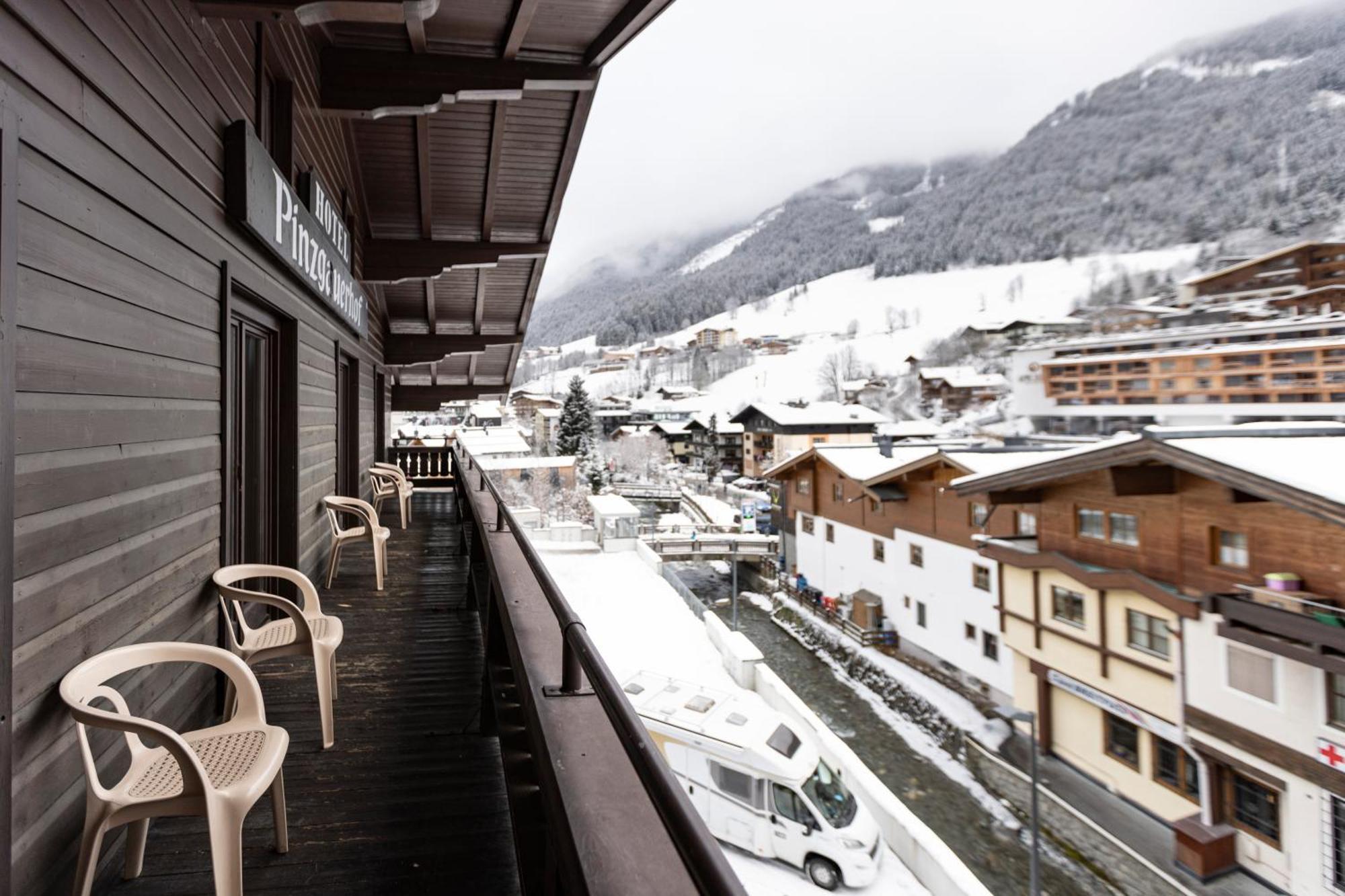 Hotel Pinzgauerhof Ski & Bike - Inclusive Evening Dinner Saalbach-Hinterglemm Exterior foto